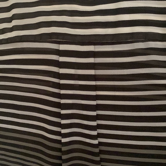 Jessica Simpson long sleeve sheer blouse with button front - Picture 6 of 6